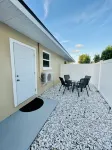 Clearwater’s gem, PRV GUEST SUITE 9 MINUTES FROM THE BEACH Hotels near A Tailored Event, Inc.