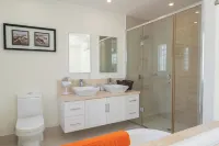 Stunning Ocean Front Sea Palm Villa #8
