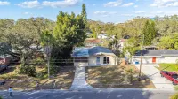Location! 4BR 2BA Renovated House Sleeps 10