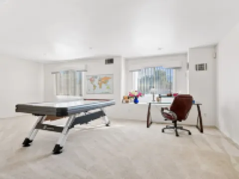 Resort Style House In High Dessert