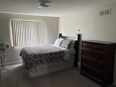 Beautiful get away right outside Detroit, peace of mind. Lots of attractions