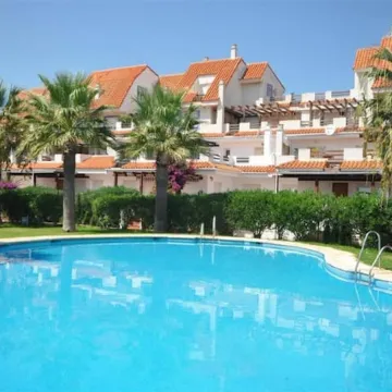 Penthouse with swimming pool in Manliva