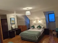 Stay in Luxury and Unlock Exclusive Access to a Private Castle tour!! Hotels in der Nähe von Cliffs of Moher