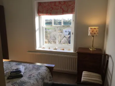 Quiet s/c cottage with garden 5 minutes walk to the centre of Uppingham 로이스 레크리에이션 그라운드 주변 호텔