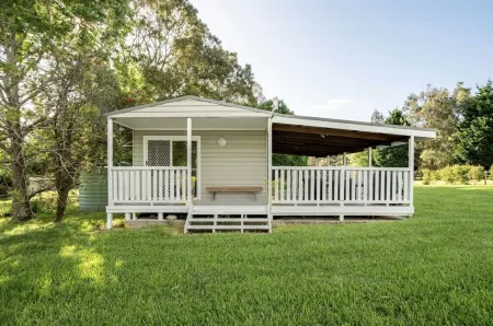 Tall Fig BnBEntire guesthouse in Foxground, Australia