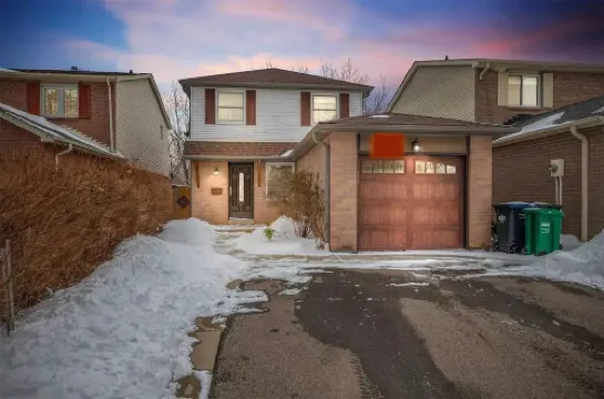 Modern bsmt apmt | King & sofa bed | Free parking