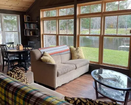 Unique Waterfront Cabin on High Falls Flowage 斯蒂芬森酒店