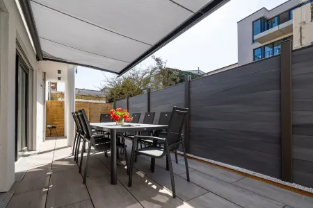 Villa Rosch, WiFi, SKY HD, air-conditioned / ventilation / 4SZ / 2BZ / natural / luxury /