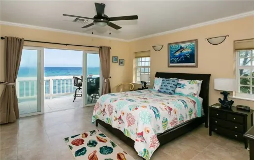 Mahogany Point 5: 3 BR / 3 BA villa in North Side, Sleeps 6