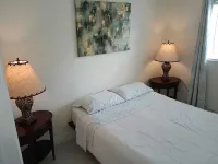 Private accommodation Located 10 minutes from downtown, 5 from airport Citi Trends 주변 호텔