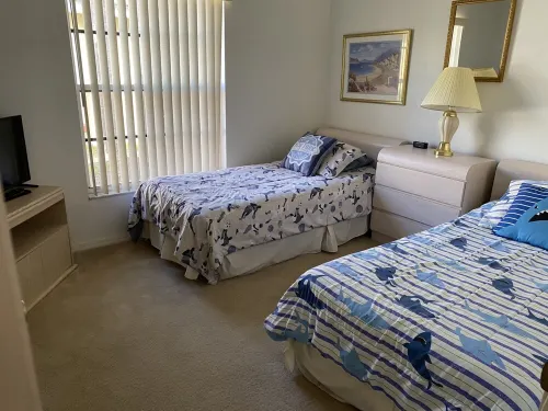 Peaceful Two Bed Condo in Lake Marion Resort Hotels in Poinciana