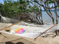 OCEANFRONT LUXURY VILLA, 4900sf, 4br, 4bth, billiards and Gym Hotels in Northcentral