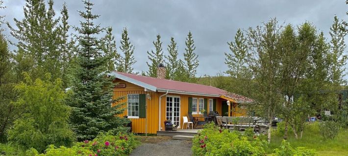Hjartarstaðir Private Country Retreat with Hot Tub Hotels in Rangarthing ytra