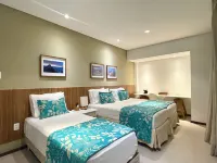Beach House 4 suites and swimming pool. Comfort and privacy just a few steps from the sea