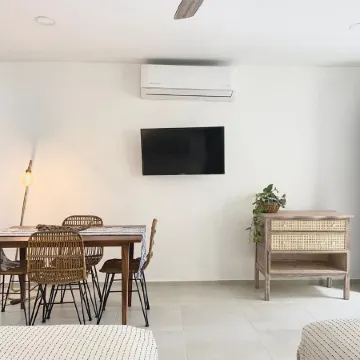 Loreto80-NEW Studio Cirio, in downtown by beach