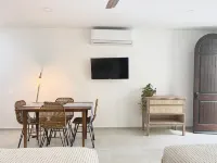 Loreto80-NEW Studio Cirio, in downtown by beach