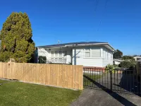 Spacious 4 bedroom House in Manukau 오클랜드 식물원 주변 호텔
