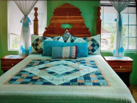 Spacious comfy 1 bedroom apt, no sharing.  Sunrise & sunset mountain view. Отели в г. Монтего-Бей