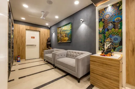 RR Residency Отели рядом с достопримечательностью «Салаб Интернешнел Музеум Оф Тойлетс»