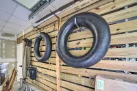 Creekside Cabin: Tubing, Trails & Highlands Charm! - Wifi