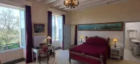 Le Manoir Saint Jean Hotels in Valence
