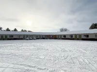 The Trail Inn - Newberry, MI - 13467 M-28 Hotels in Pentland Township