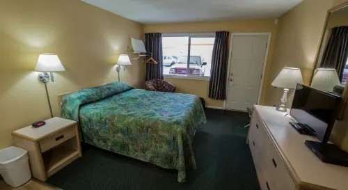Westwood Motel 100 Mile House Hotels in 108 Mile Ranch