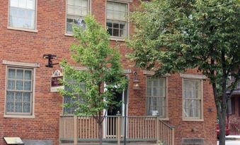 The Tillie Pierce House Inn