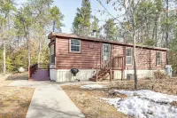 Fire Pit: Family-friendly Cabin in Gillett! - WiFi