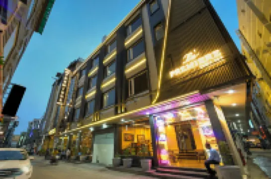 Hotel le Premier Hoteles en Nueva Delhi
