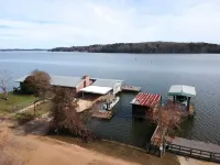 Lakeside Pleasure Island Cabin w/ Deck & Gas Grill - 3-Star