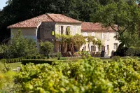 Logis l'Auberge de Larressingle - Pool