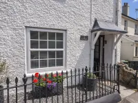 Nutwood Hotels in Charmouth