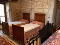 Agriturismo Case Catalano Hotels in Turrivalignani