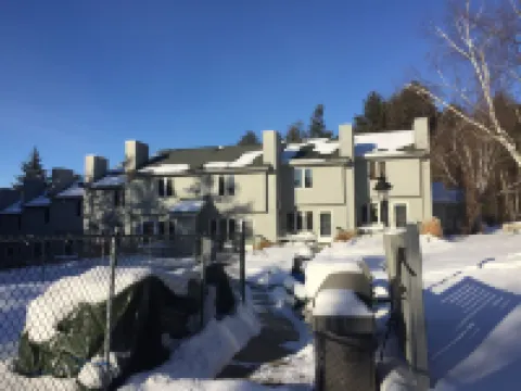 Evergreen Hill Condominiums Hotels in Door County