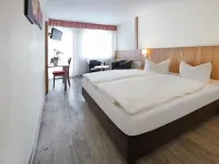 Waldhotel Bächlein, Inh. Georg Jung e.K. Hotels in Mitwitz