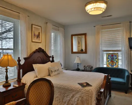 Cloran Mansion Bed & Breakfast Hotels in West Galena Township