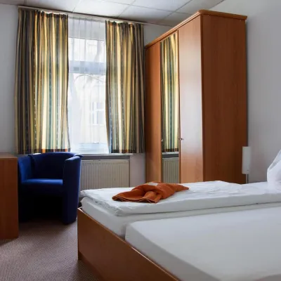 Hotel Eckstein Отели рядом с достопримечательностью «Лихтерфельде»