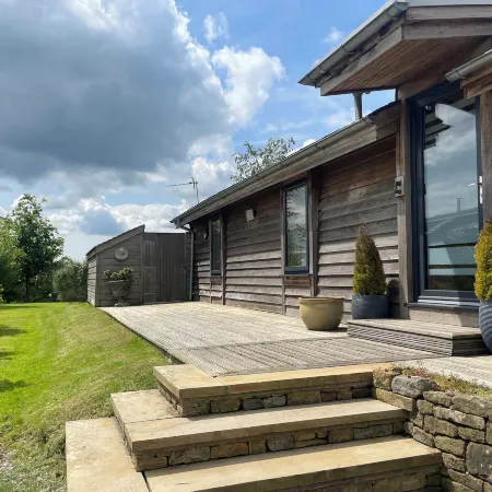 Artisan Lodge