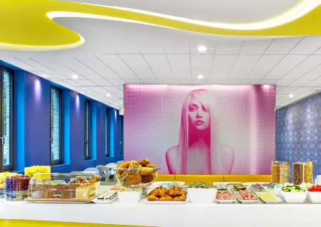 Prize by Radisson, Hannover City Отели рядом с достопримечательностью «Ганноверская Высшая школа музыки и театра»