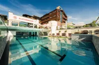 Alpinresort ValSaa - Sport & Spa - piscina