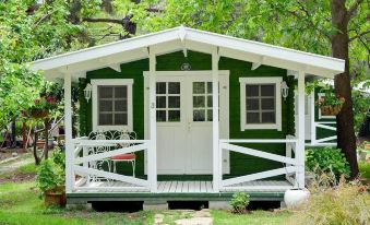 Lukkies Lodge Cirali