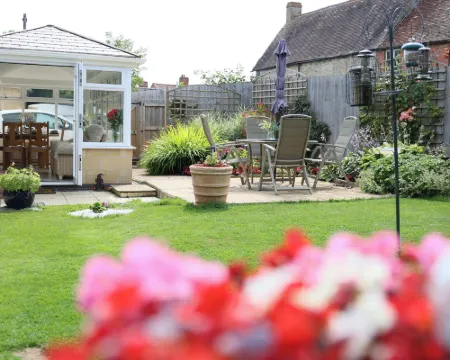 ハワード コテージ イブシャムのホテル