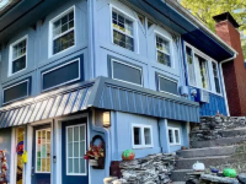 Shady Acre Inn and Suites Hotels in Stone County