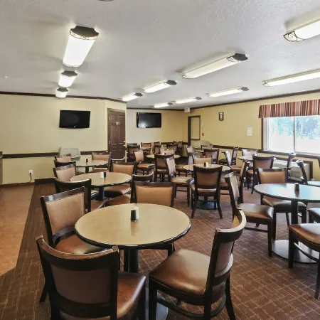 Yellowstone West Gate Hotel
