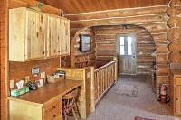 Wonderful Home on Sand Lake w/ Expansive Porch! - Homestays