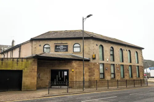 The Sleepwell Inn Hotel a Lowca