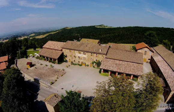 卡瓦索內農莊酒店