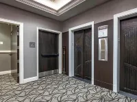 ブルーグリーンダウンタウンナッシュビル リバーフロント パーク周辺のホテル