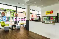 Super 8 by Wyndham Koblenz